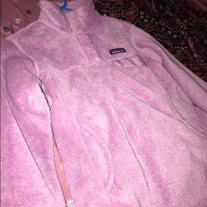 [SOLD]   Purple Patagonia Pull Over
